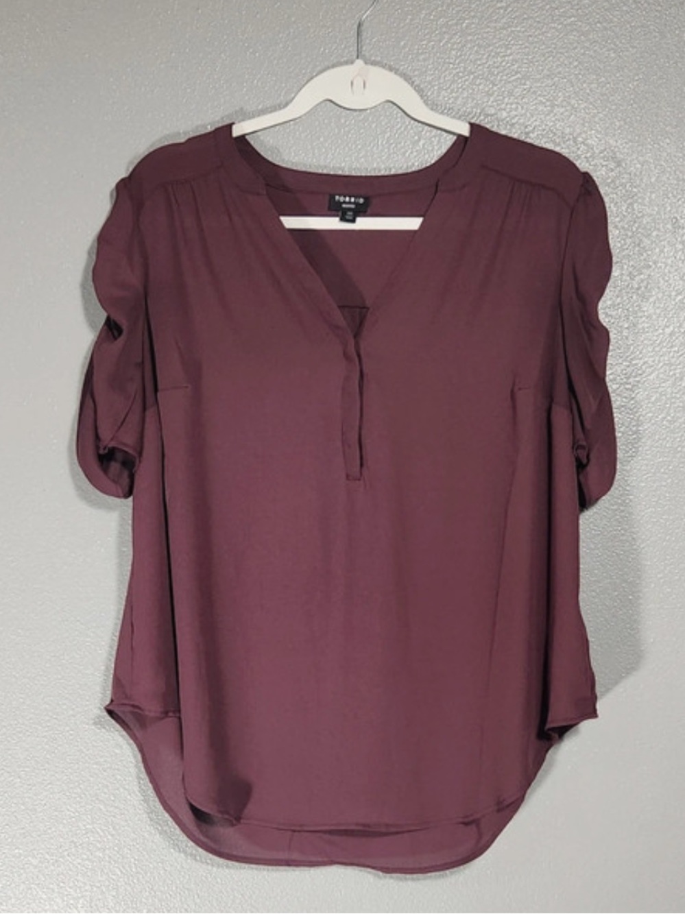 Size 00 Torrid Harper blouse top